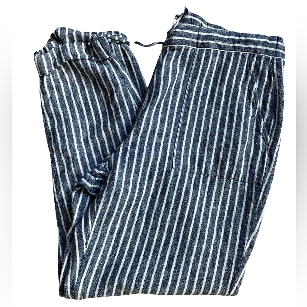 Ellen Tracy Navy and White Linen Pants
